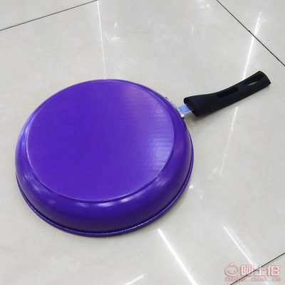 厂家直销10元店新款26CM双色煎锅 韩国不粘锅平底锅，煎蛋烙饼一锅搞定